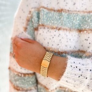 Boutique Gold Watch Band Bracelet!